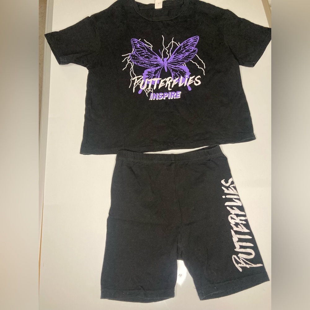 SHEIN butterflies inspired 2pc
